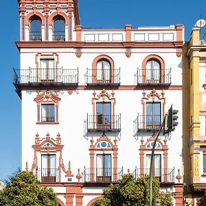 Nuea Torreon Севилья
